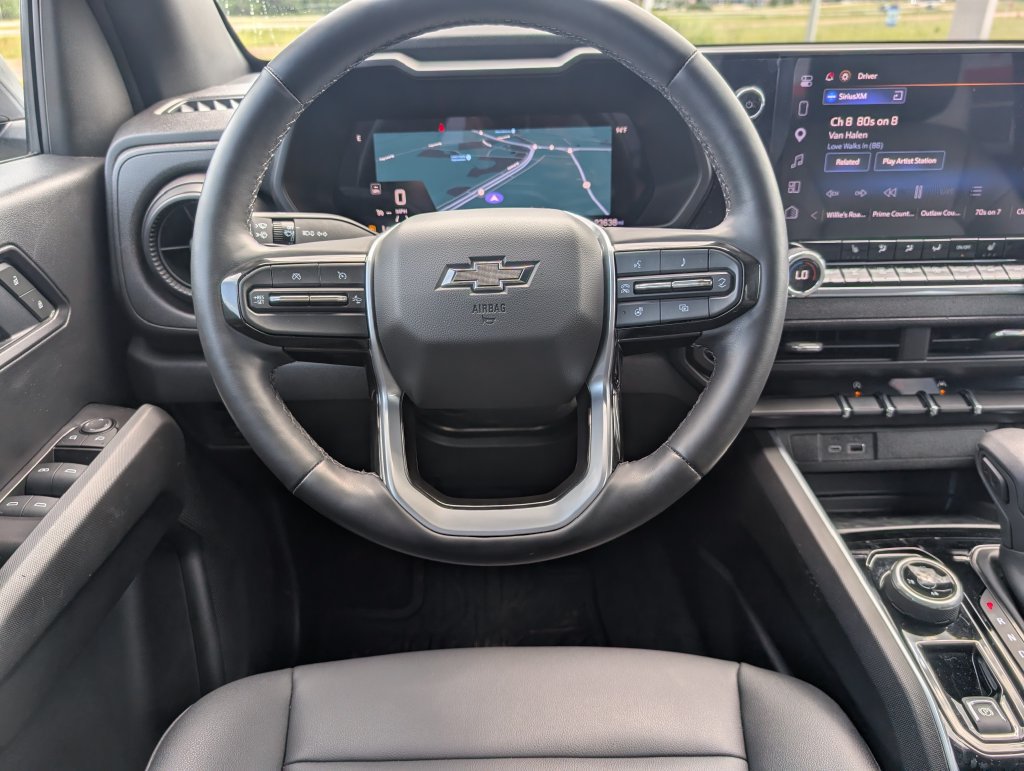 Used 2025 Chevrolet Colorado Trail Boss AWD/4WD image 25
