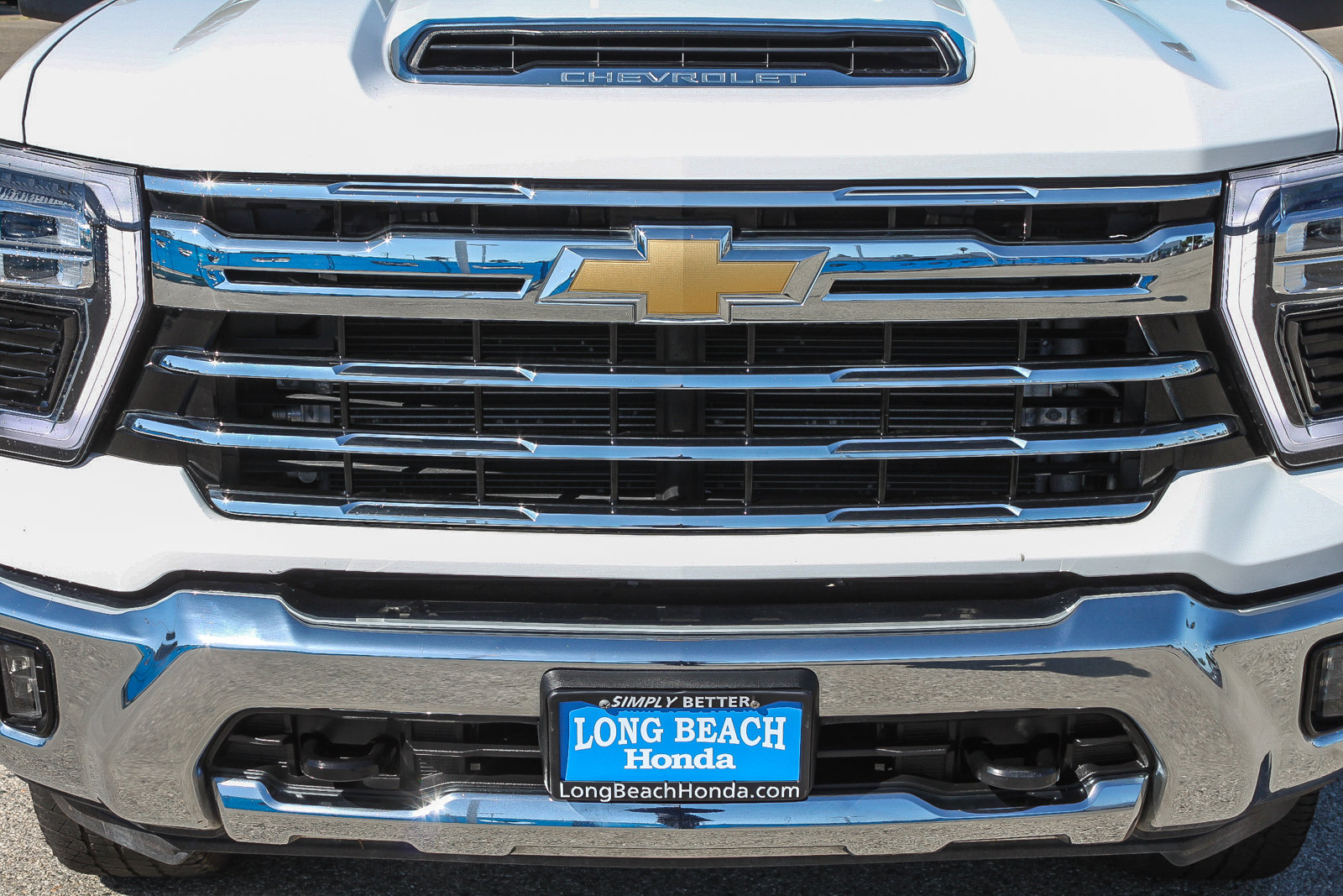 Used 2024 Chevrolet Silverado 2500 LTZ image 6