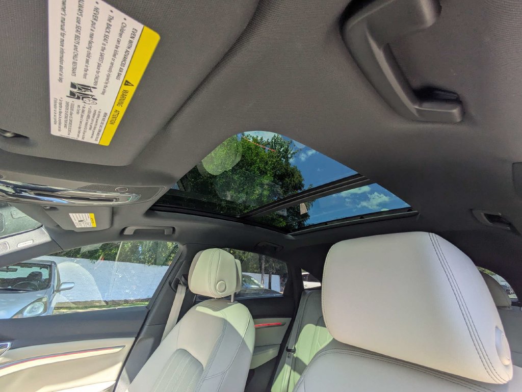 Used 2024 Audi Q8 e-tron Premium Plus AWD/4WD image 26