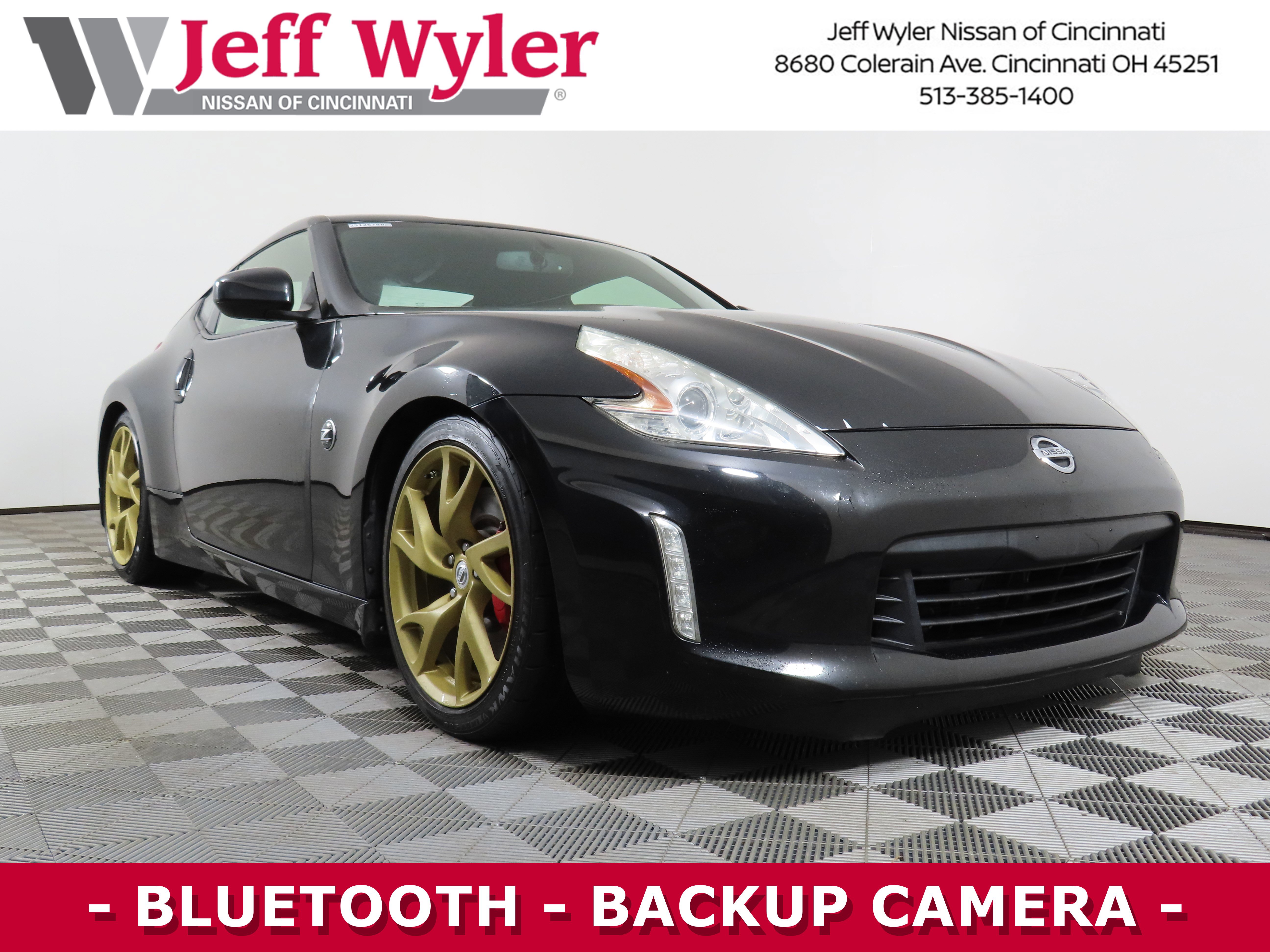 Used 2017 Nissan 370Z w/ Sport Package image 1