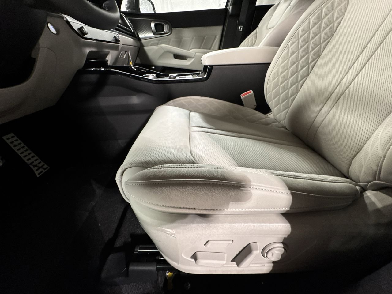 New 2026 Kia Sorento SX Prestige image 17