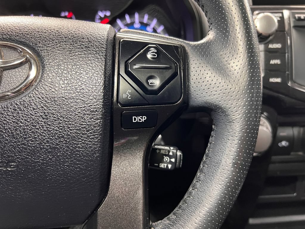 Used 2018 Toyota 4Runner TRD Off-Road Premium AWD/4WD image 14