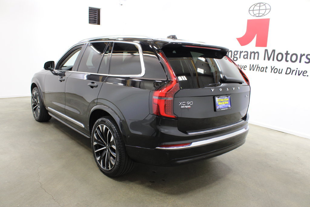 Used 2026 Volvo XC90 B6 Plus AWD/4WD image 3