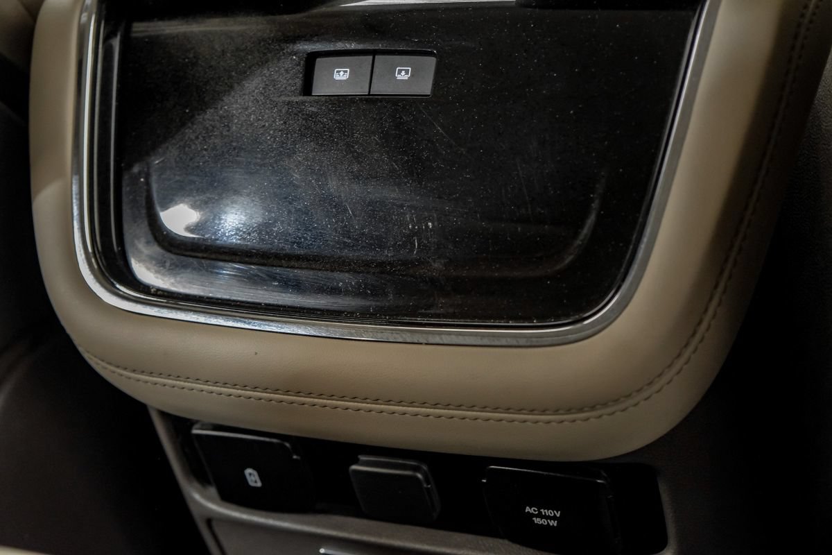 Used 2022 Lincoln Navigator L Reserve AWD/4WD image 36