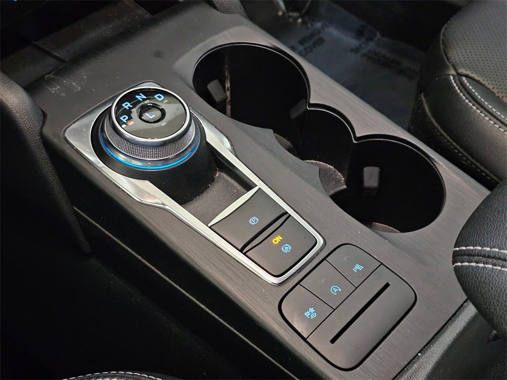 Used 2022 Ford Escape Titanium w/ Class II Trailer Tow Package image 36