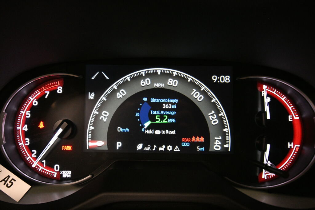 Used 2025 Toyota RAV4 LE image 13