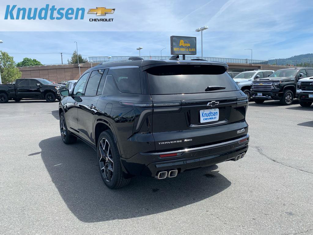 New 2026 Chevrolet Traverse High Country w/ LPO, Floor Liner Package AWD/4WD image 5