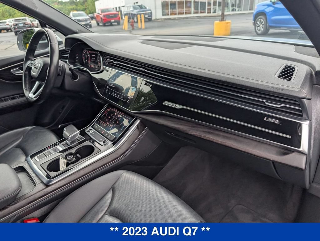 Used 2023 Audi Q7 2.0T Premium Plus w/ Premium Plus Package AWD/4WD image 35