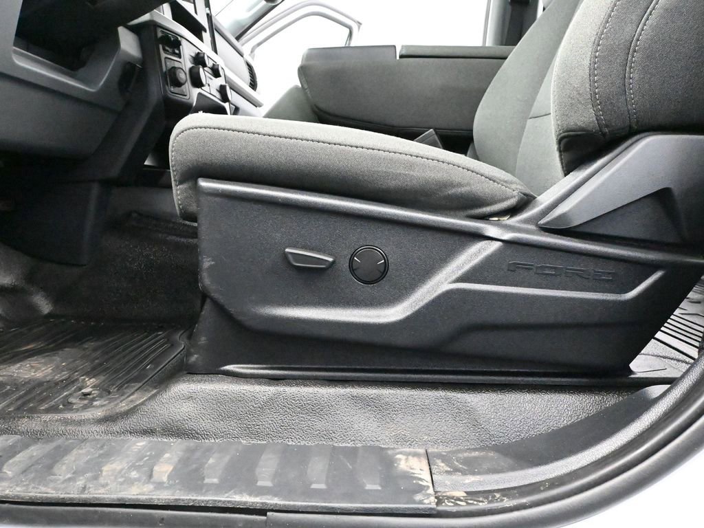 Used 2023 Ford F350 XLT w/ FX4 Off-Road Package image 21