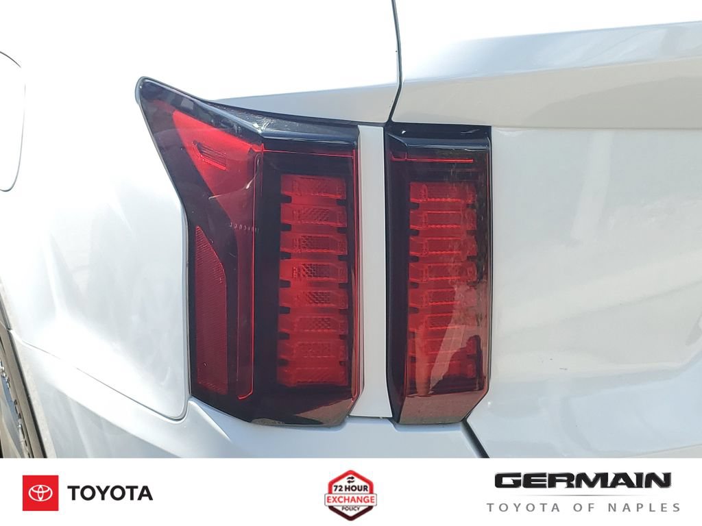 Used 2023 Kia Sorento LX AWD/4WD image 16