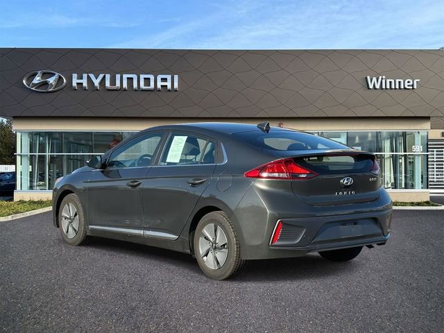 Used 2022 Hyundai Ioniq SE image 3