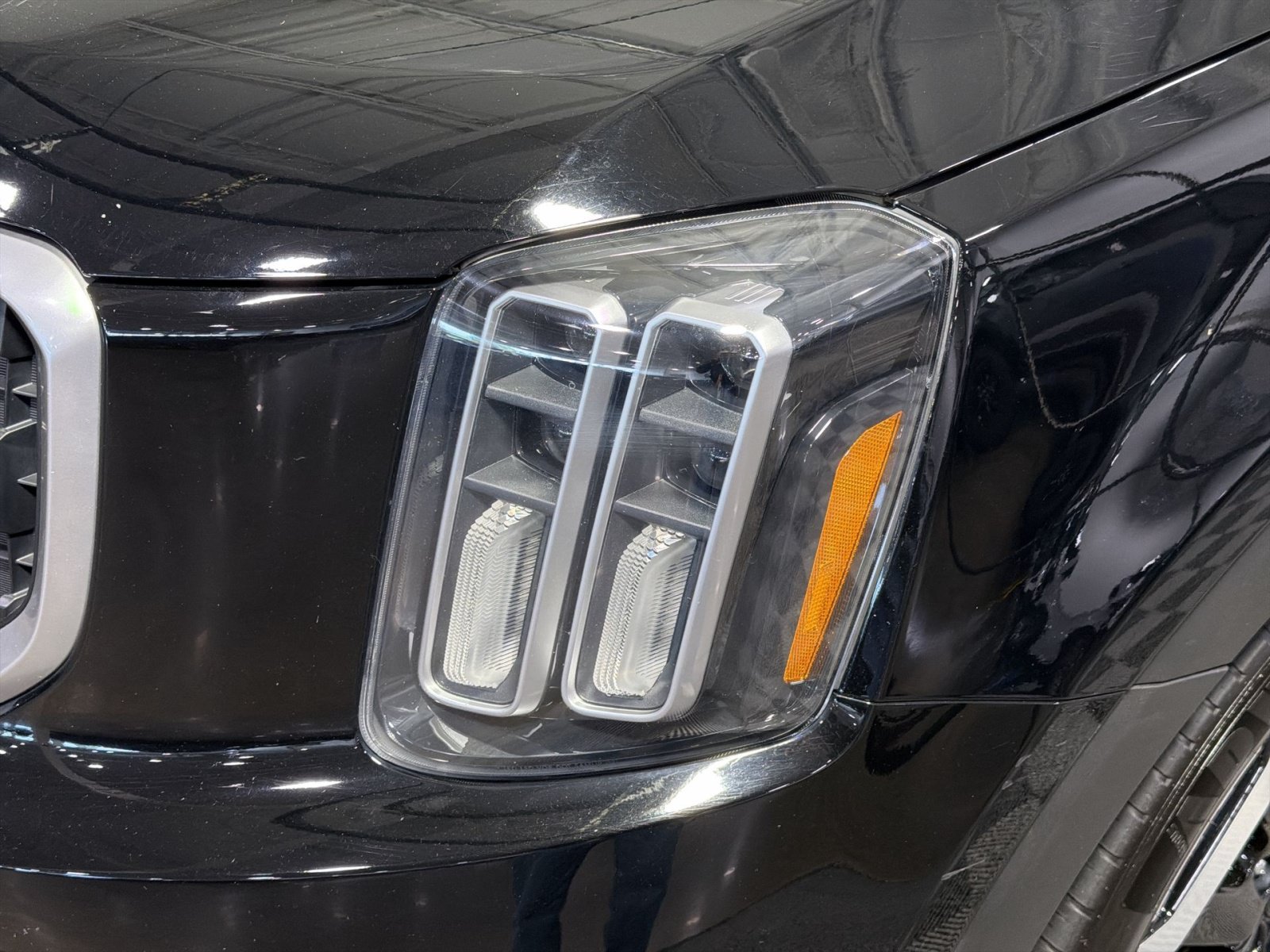 Used 2023 Kia Telluride EX AWD/4WD image 13