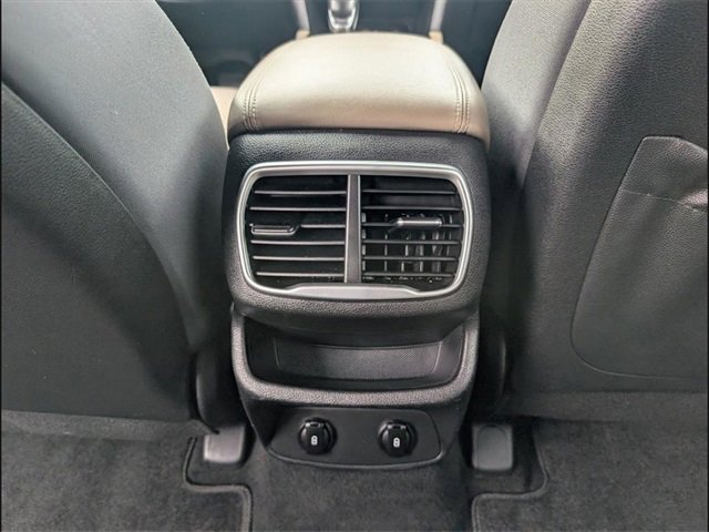 Used 2019 Hyundai Santa Fe SEL image 17