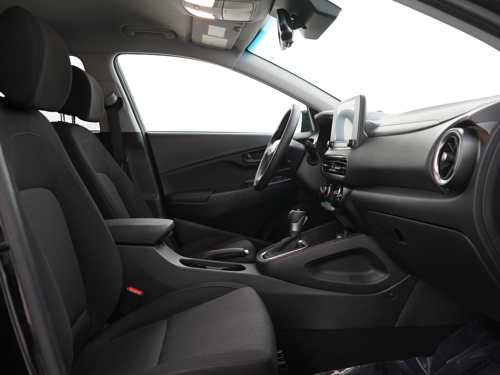 Used 2023 Hyundai Kona SEL w/ Cargo Package image 11