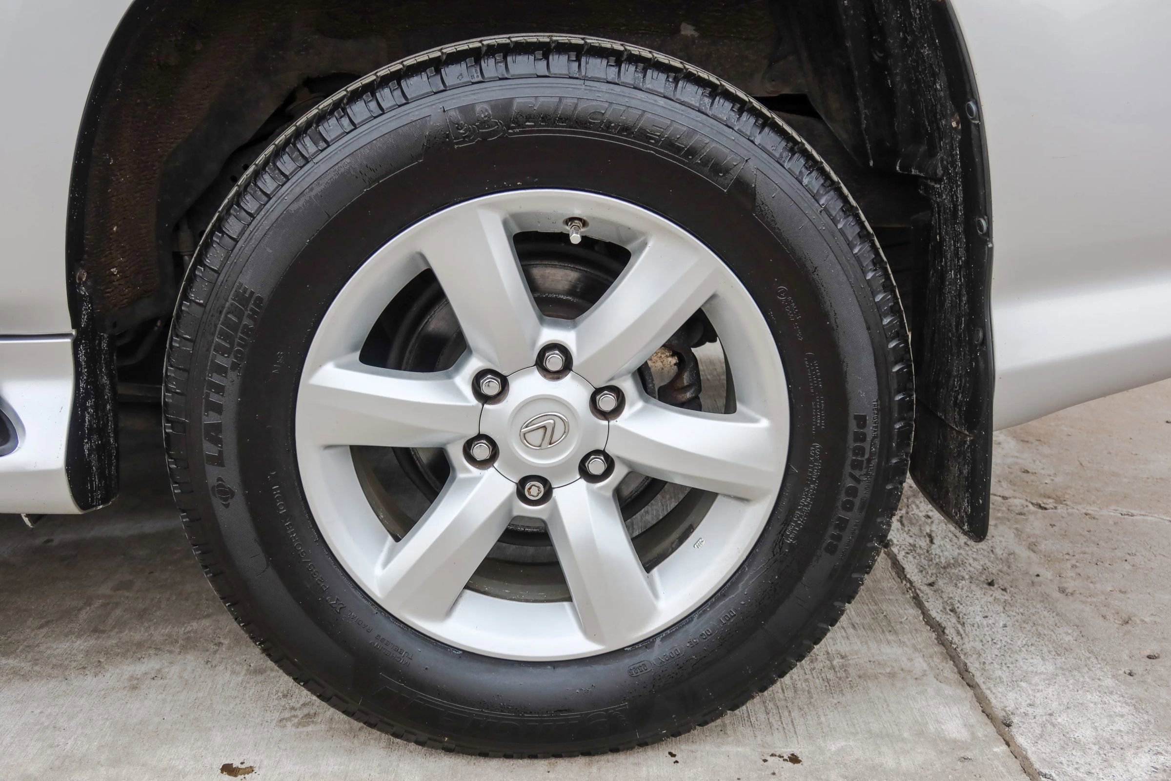 Used 2015 Lexus GX 460 image 28