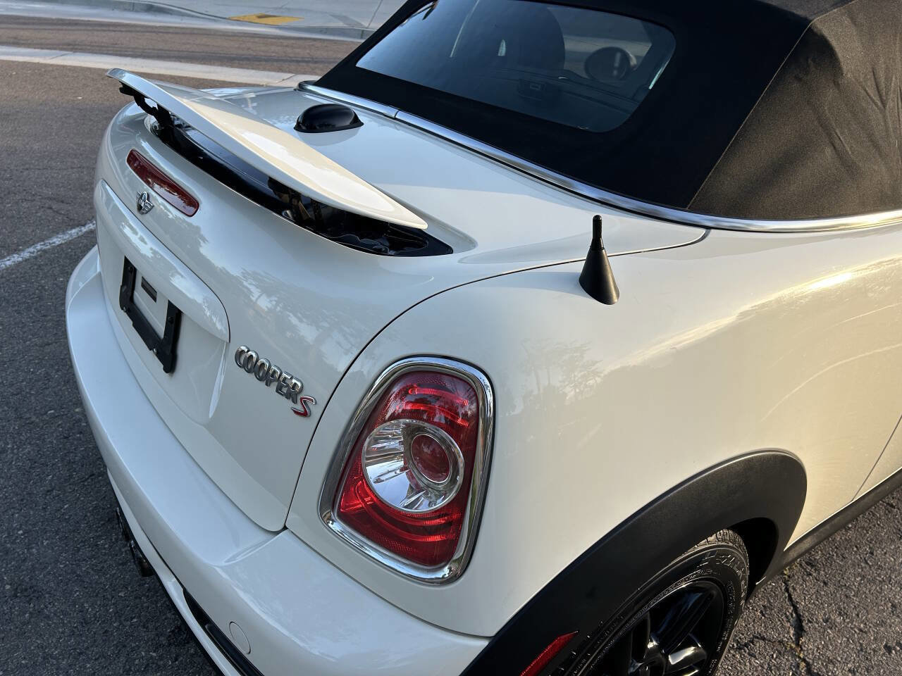 Used 2013 MINI Cooper Roadster S image 33