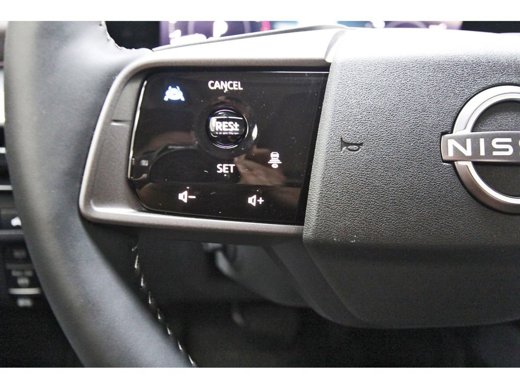 Used 2025 Nissan Murano Platinum w/ Cargo Package image 13