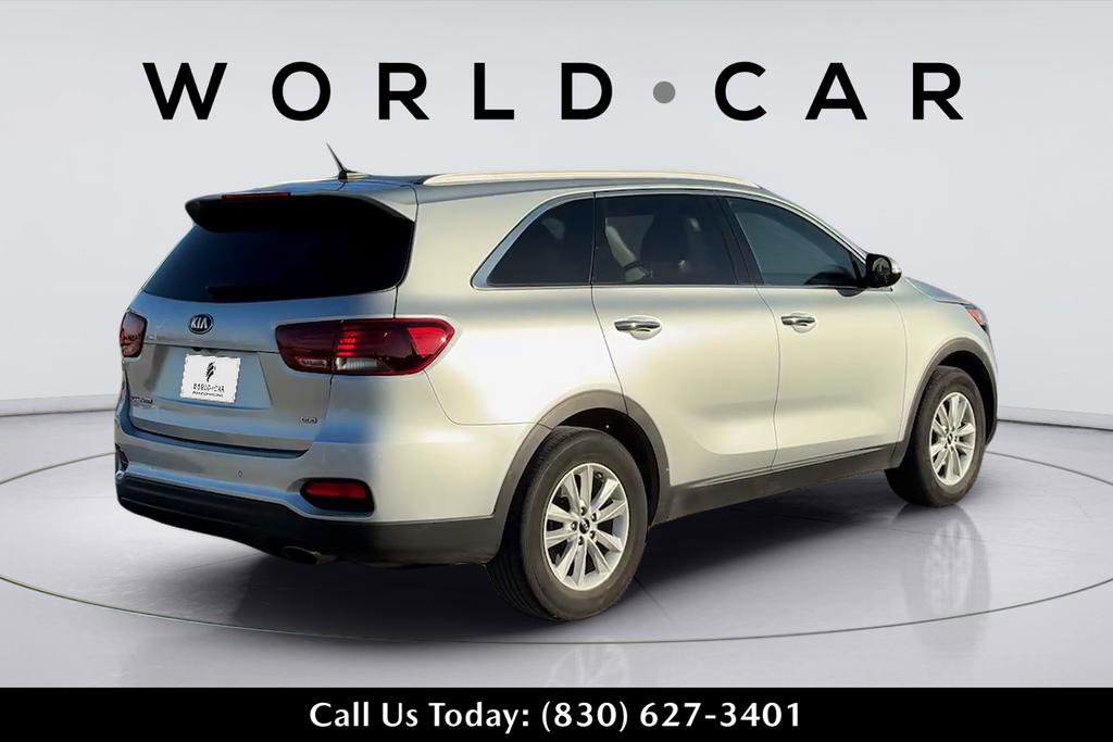 Used 2020 Kia Sorento LX w/ LX I4 Convenience Package FWD image 3