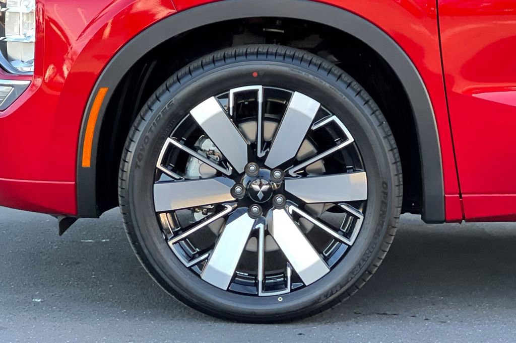 New 2026 Mitsubishi Outlander SEL image 28