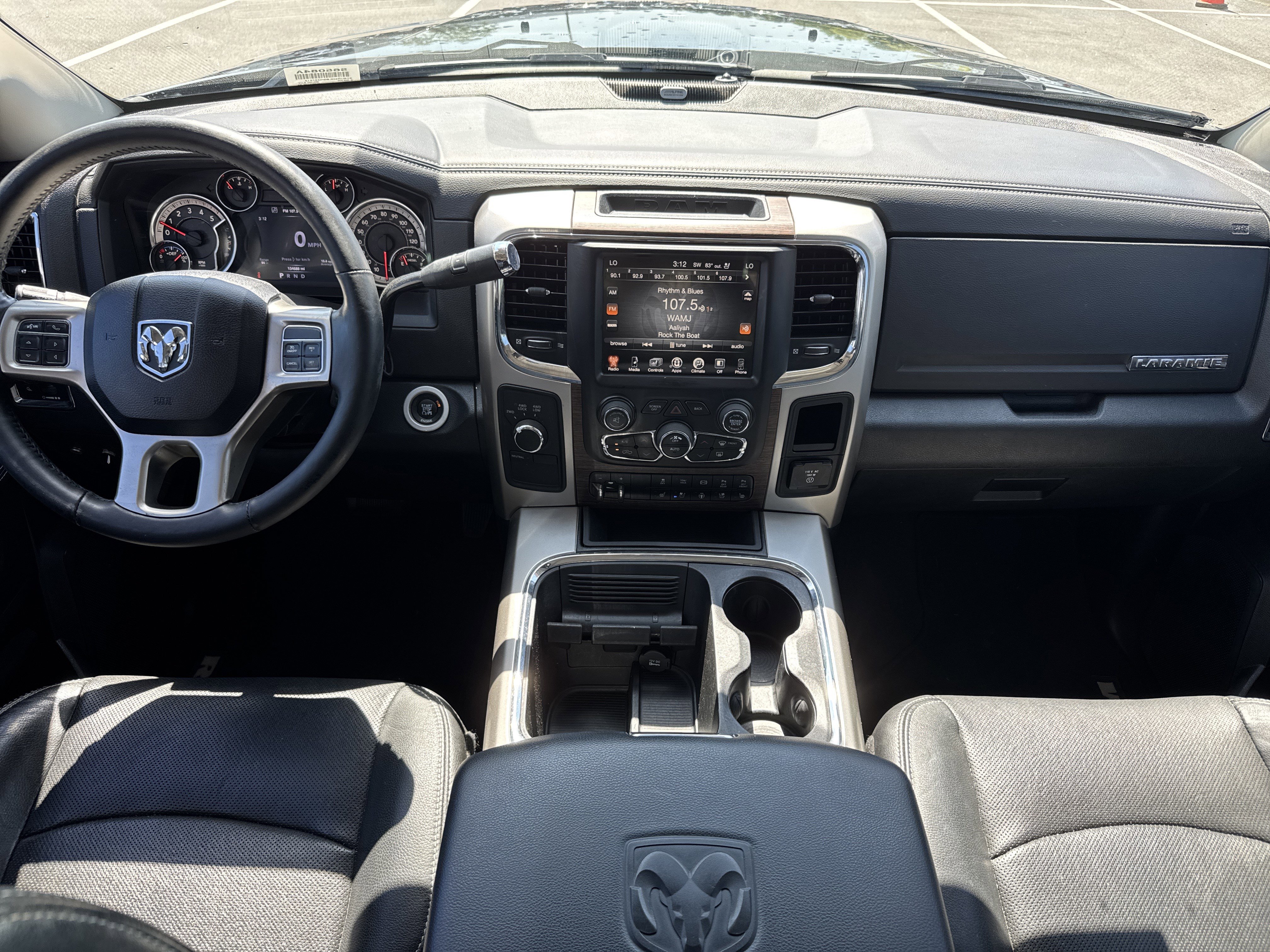 Used 2016 RAM 2500 Laramie w/ Convenience Group AWD/4WD image 27