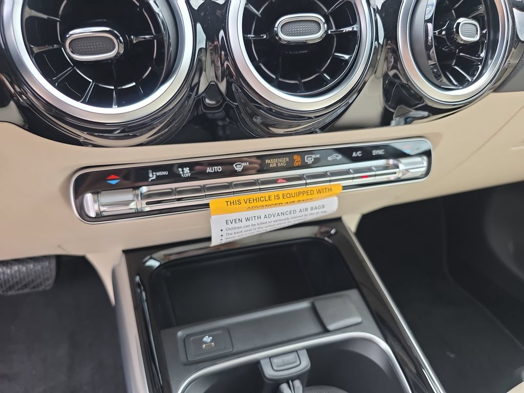 New 2026 Mercedes-Benz GLA 250 4MATIC image 16