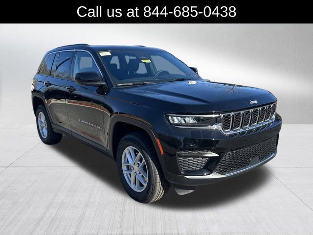 New 2025 Jeep Grand Cherokee Laredo X w/ Luxury Tech Group I image 3