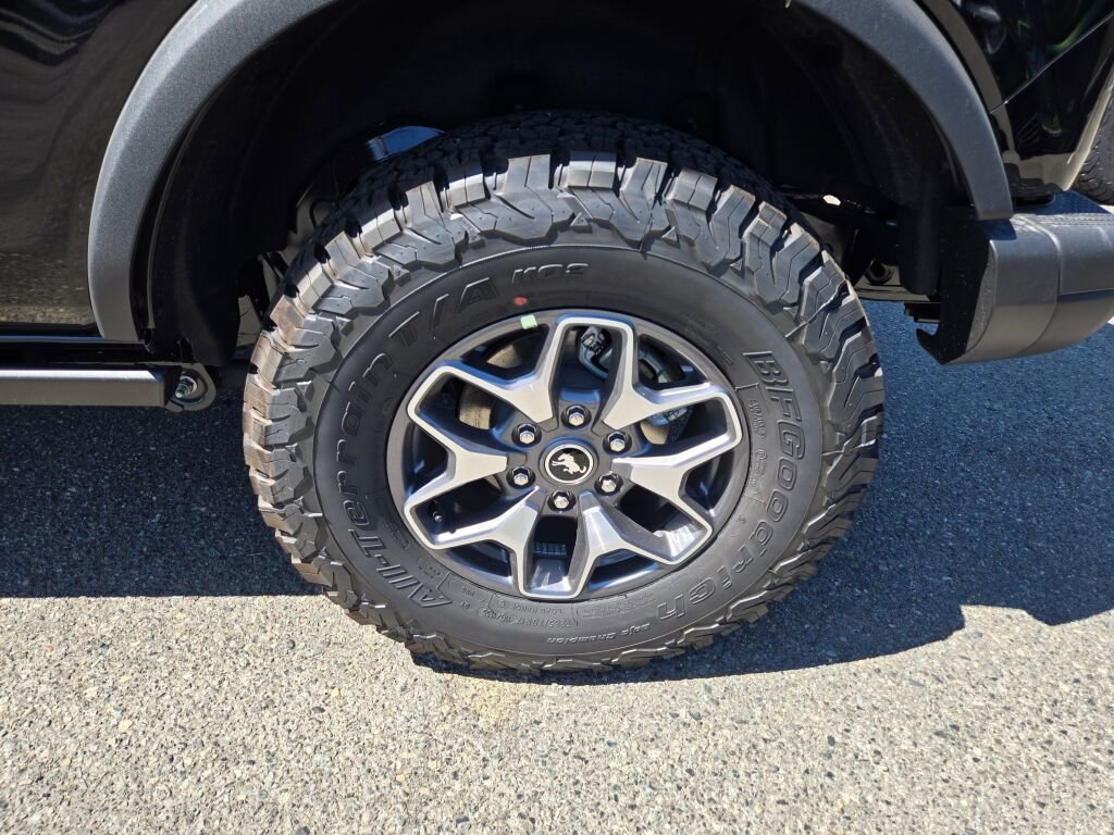 New 2025 Ford Bronco Badlands image 9