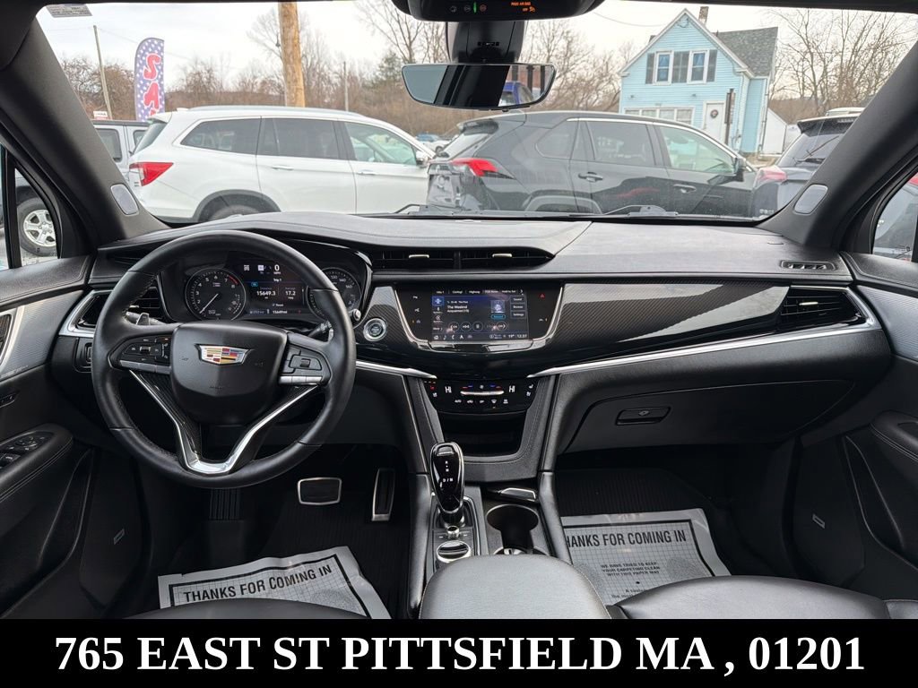 Used 2024 Cadillac XT6 Sport w/ Technology Package image 24
