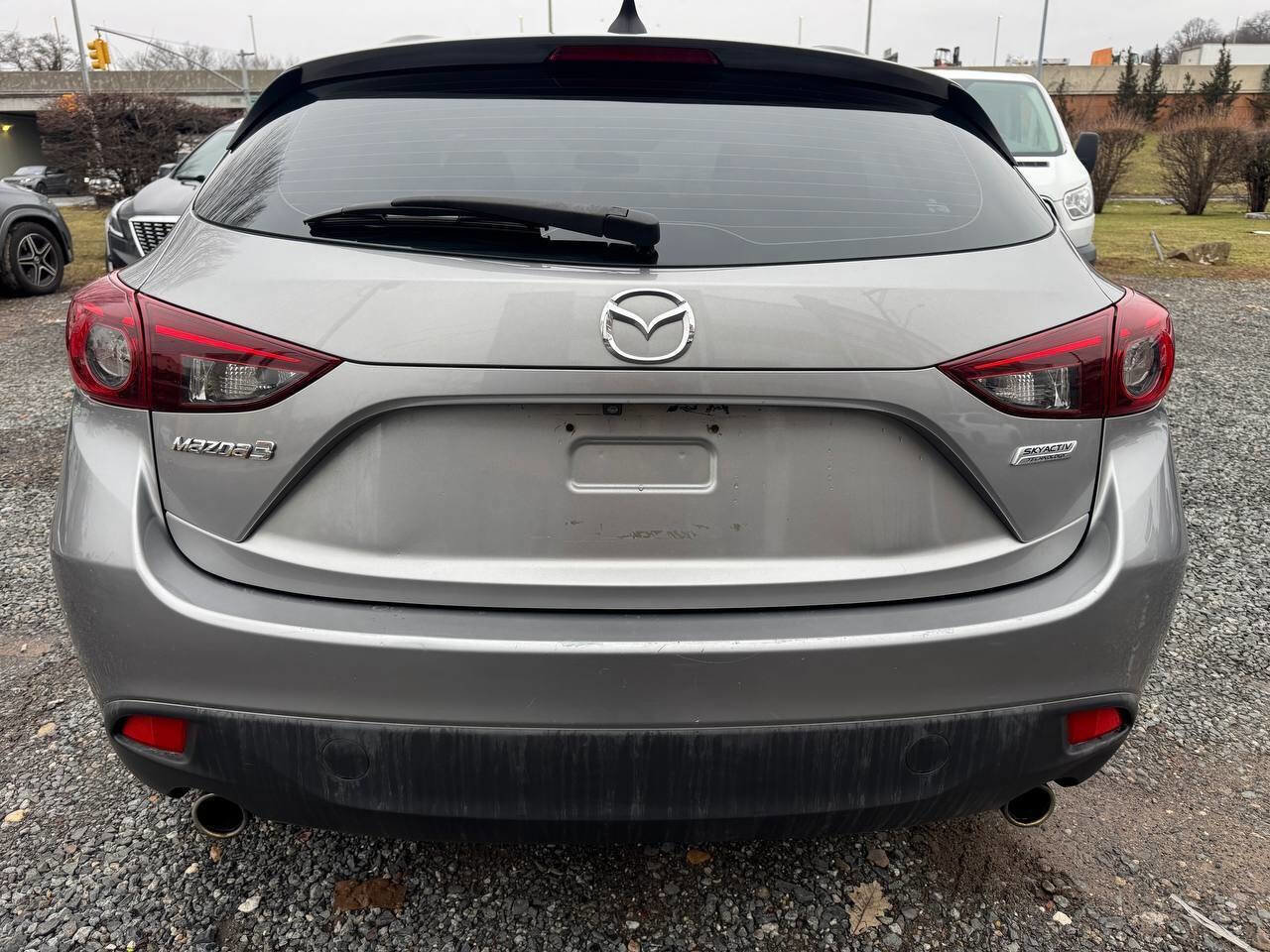 Used 2015 MAZDA MAZDA3 i Touring w/ Technology Package image 6