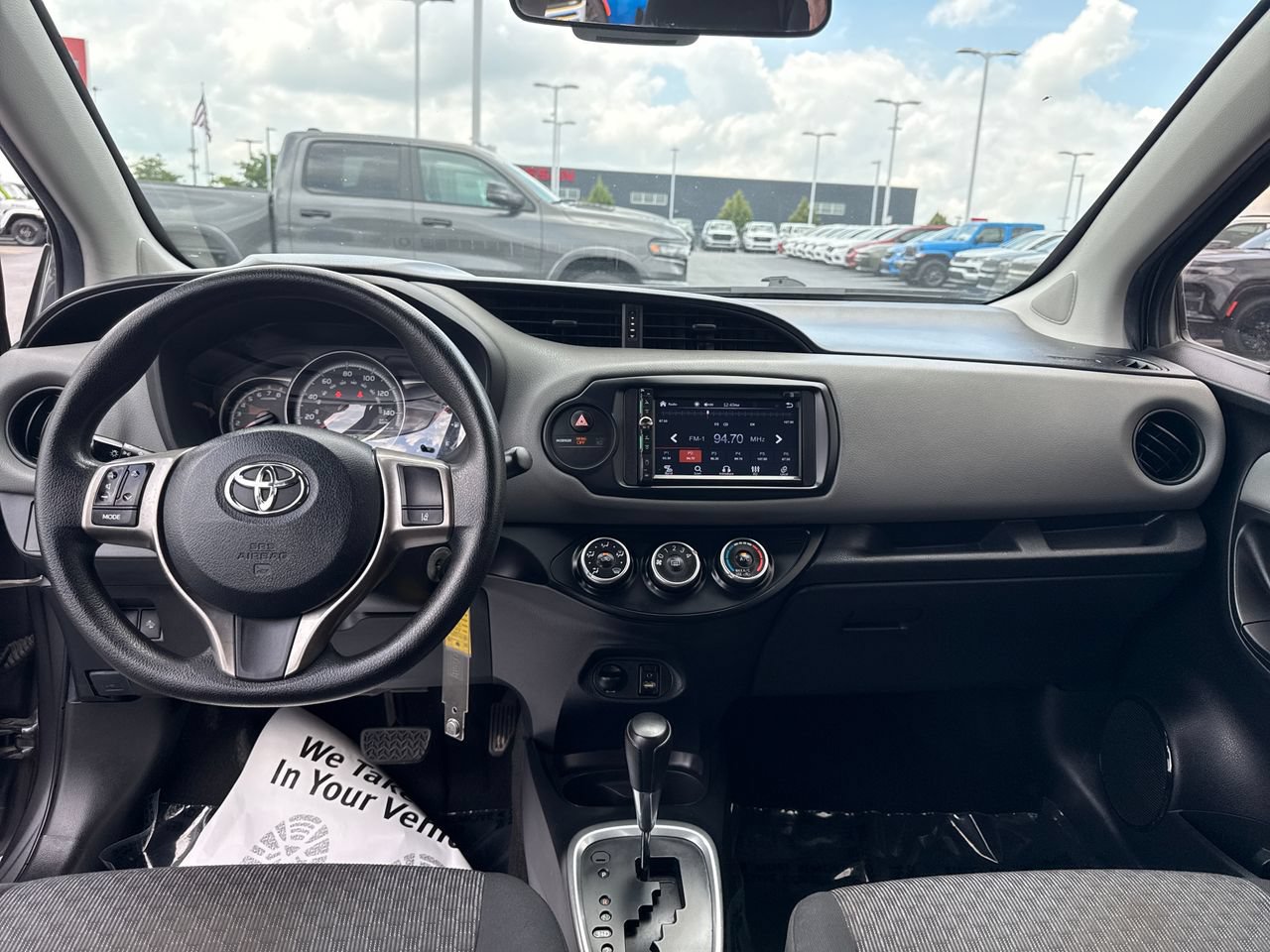 Used 2017 Toyota Yaris L FWD image 13