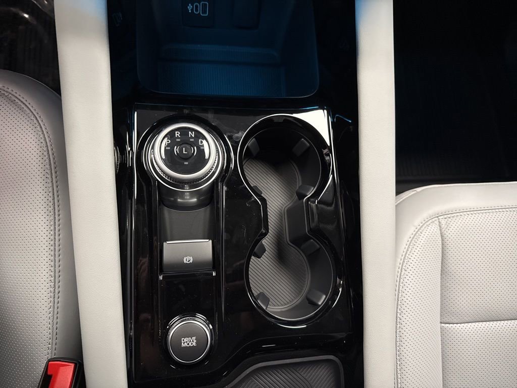 New 2026 Ford Explorer Platinum image 21