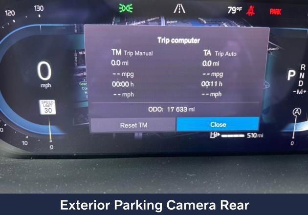 Used 2024 Volvo XC60 B5 Plus image 13