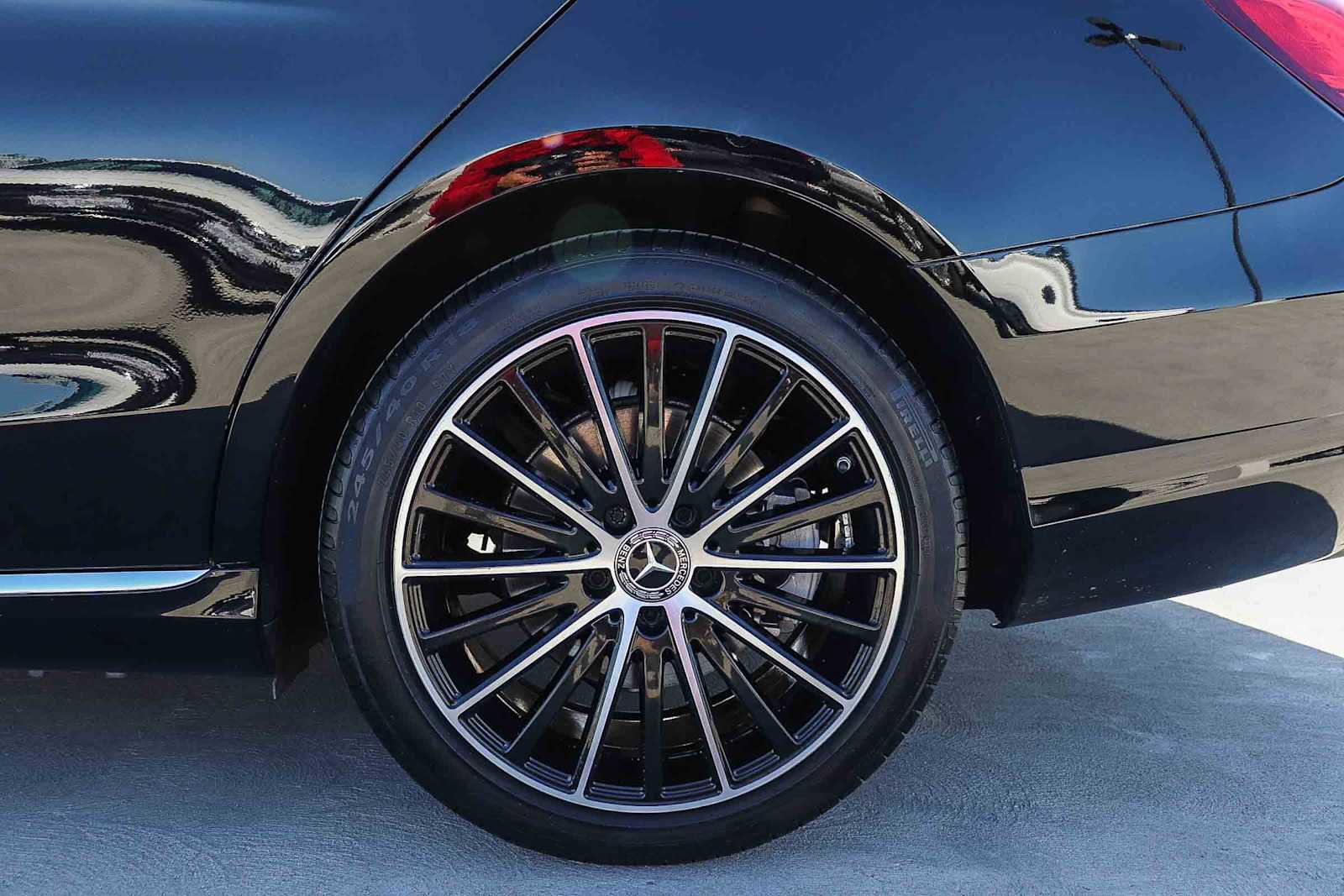 Used 2019 Mercedes-Benz C 300 Sedan image 10