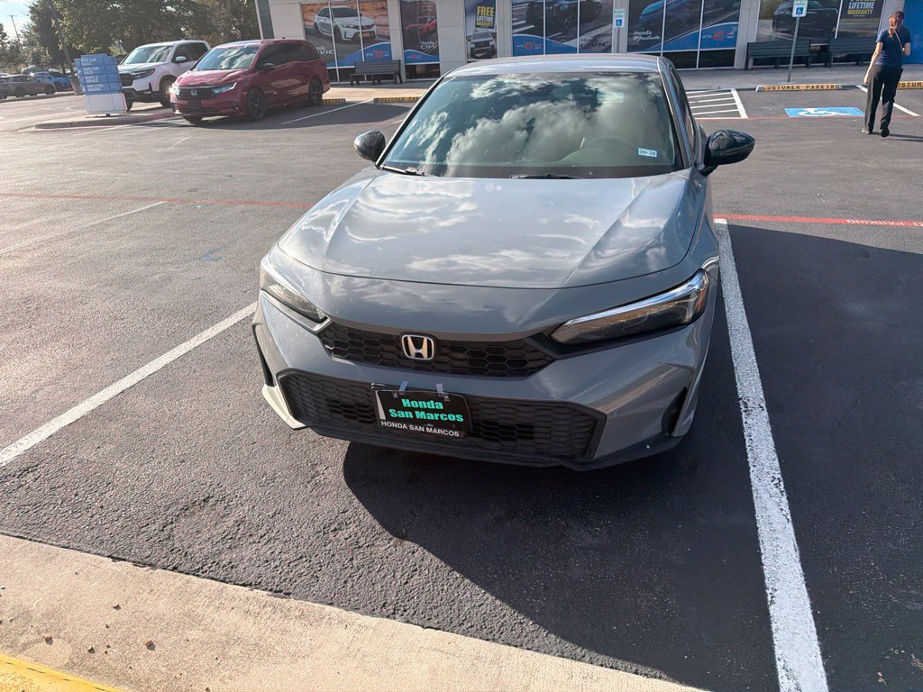 Used 2025 Honda Civic Sport image 3