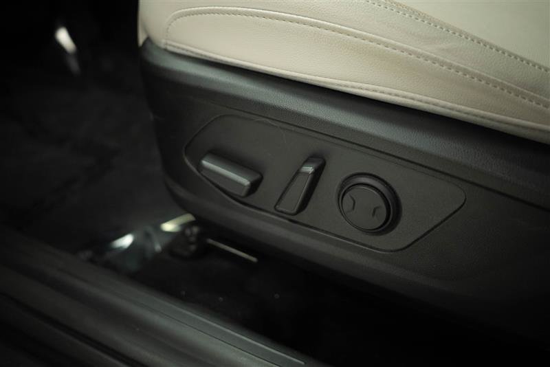 Used 2023 Hyundai Tucson SEL w/ Convenience Package FWD image 11