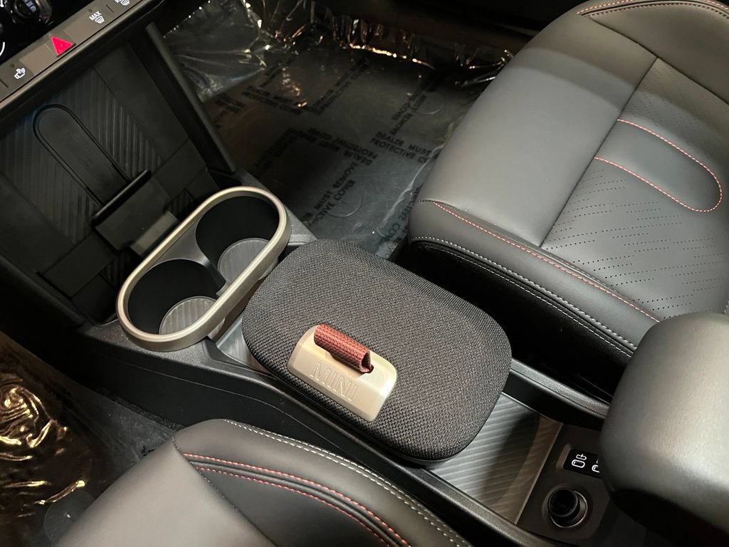 Used 2025 MINI Cooper S FWD image 7