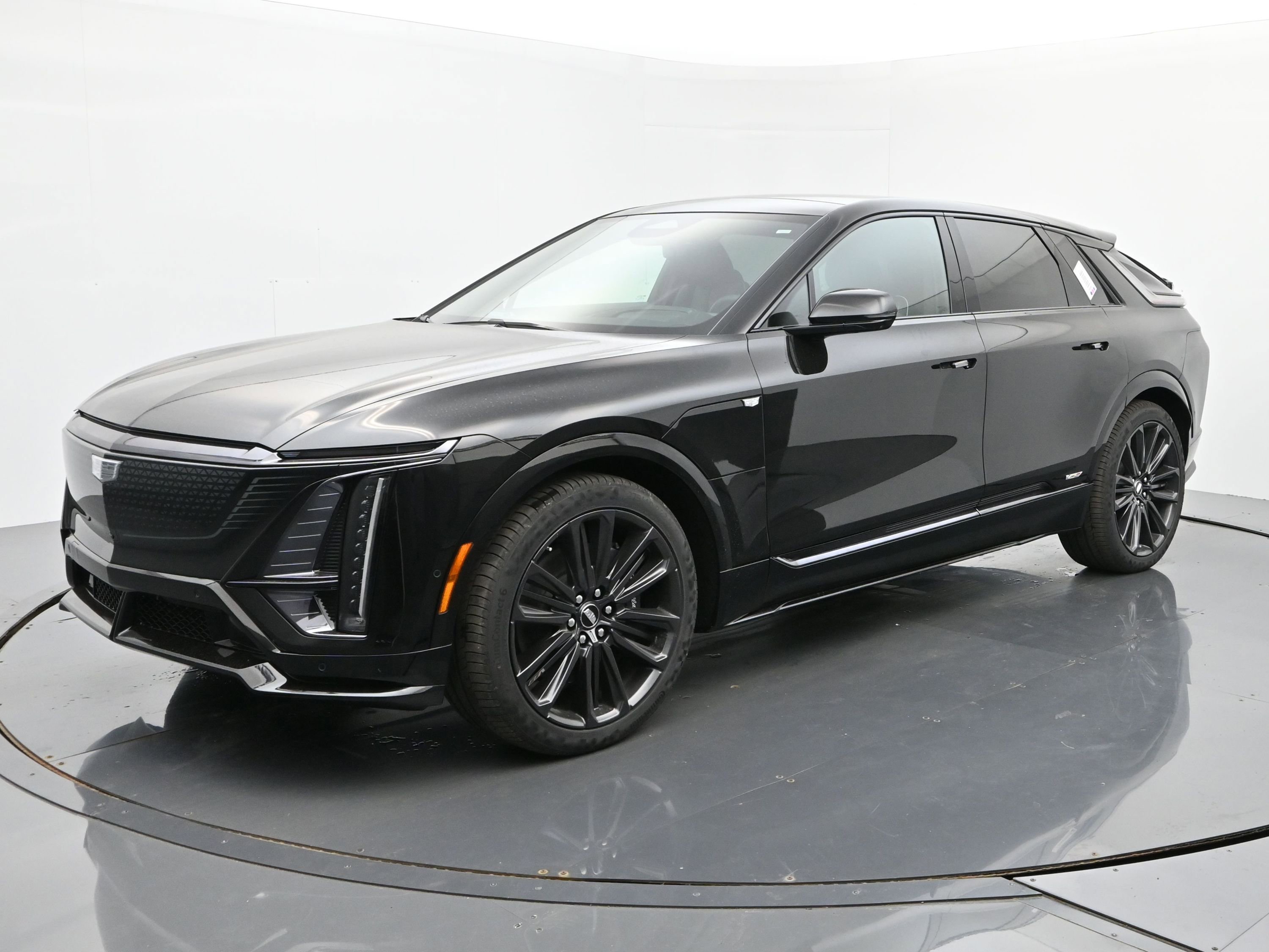 New 2026 Cadillac Lyriq V image 1