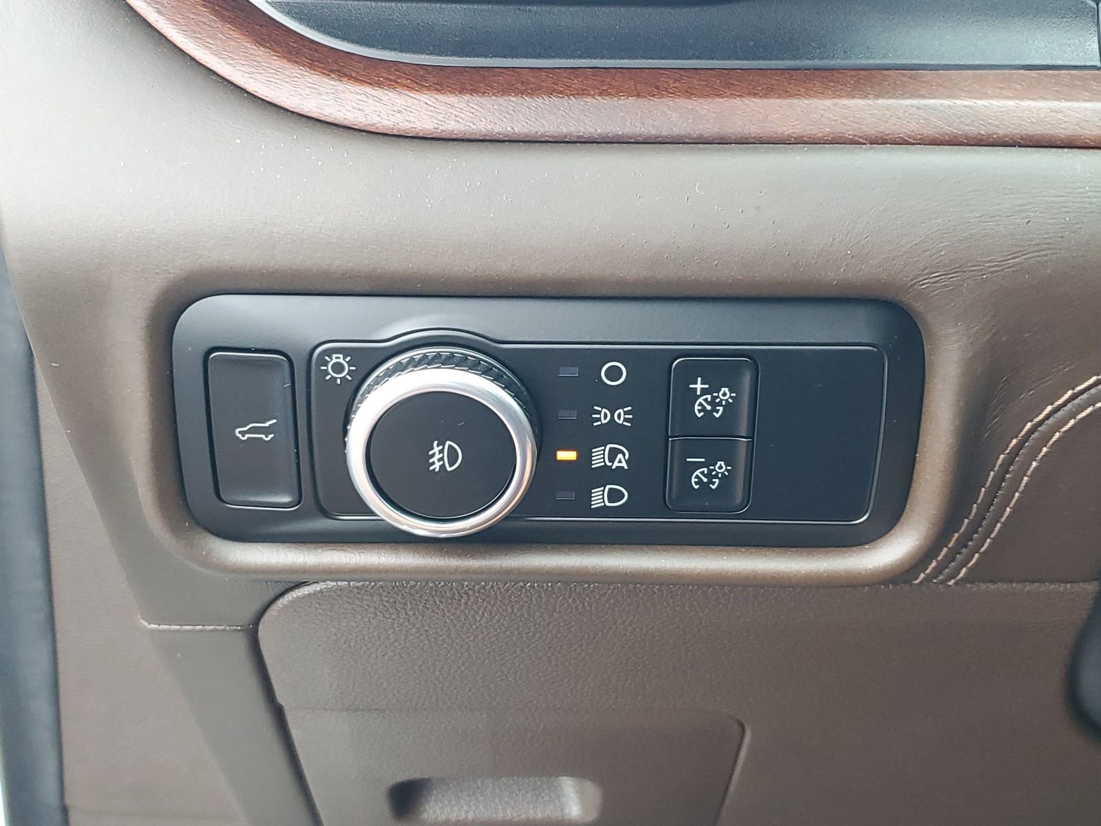 Certified 2023 Ford Explorer King Ranch w/ Technology Package image 32