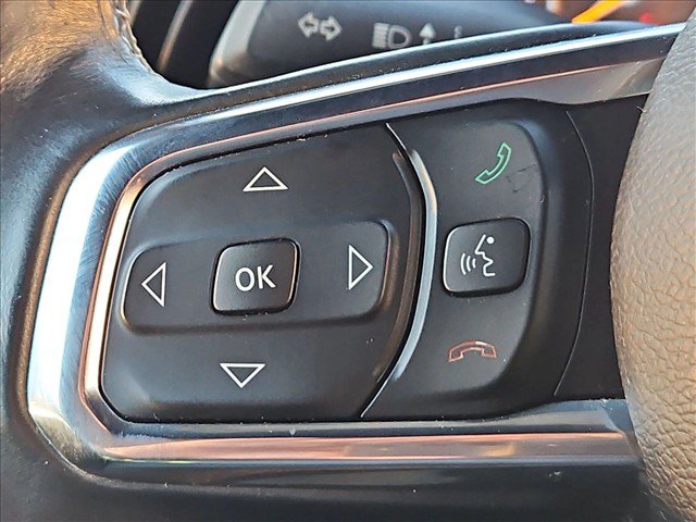 Used 2018 Jeep Wrangler Unlimited Sahara AWD/4WD image 21