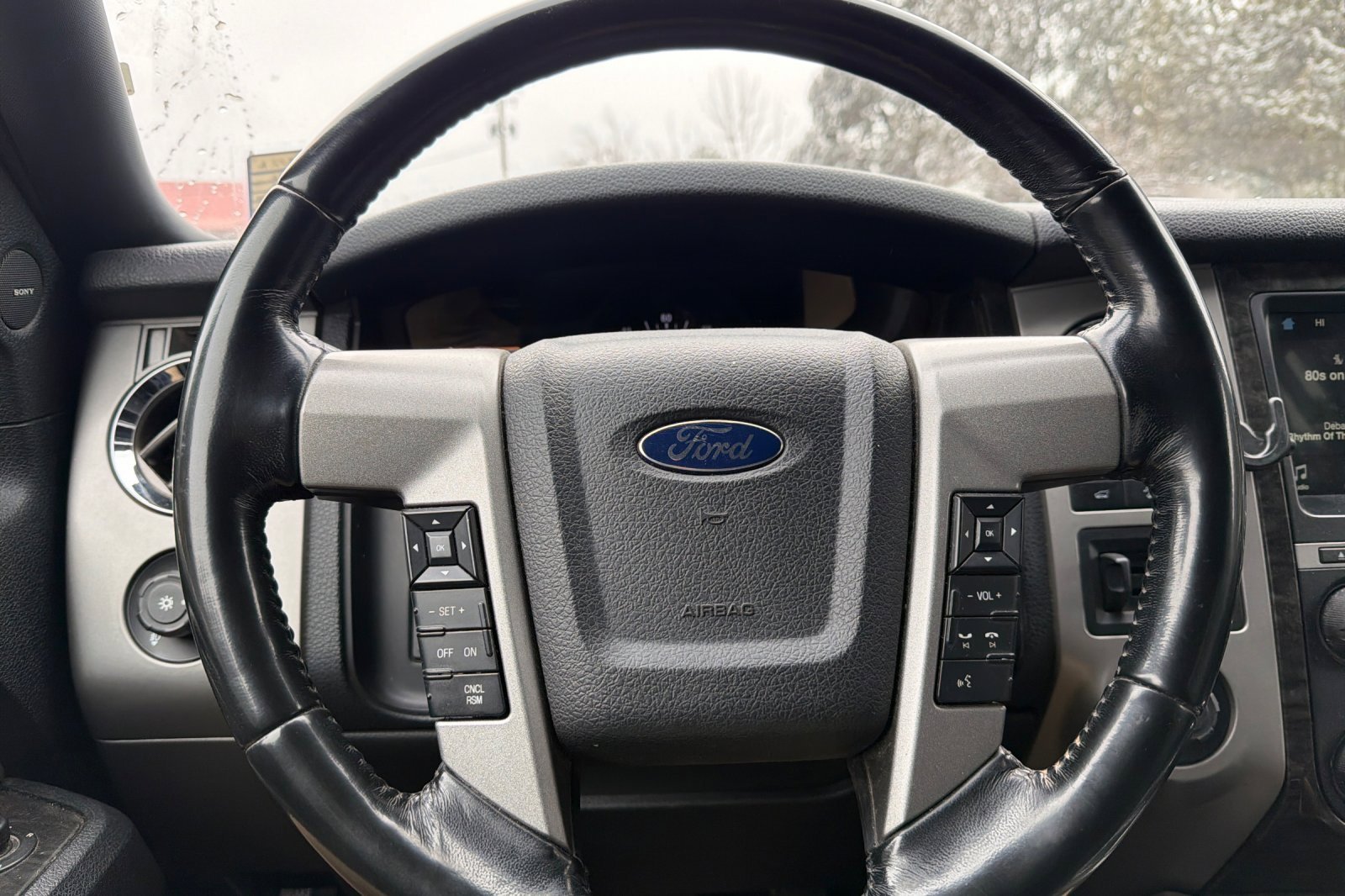 Used 2016 Ford Expedition EL Limited image 32