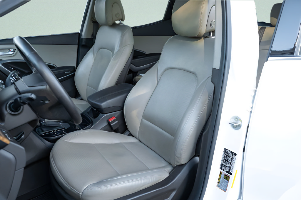 Used 2016 Hyundai Santa Fe Sport 2.0T w/ Option Group 05 FWD image 15
