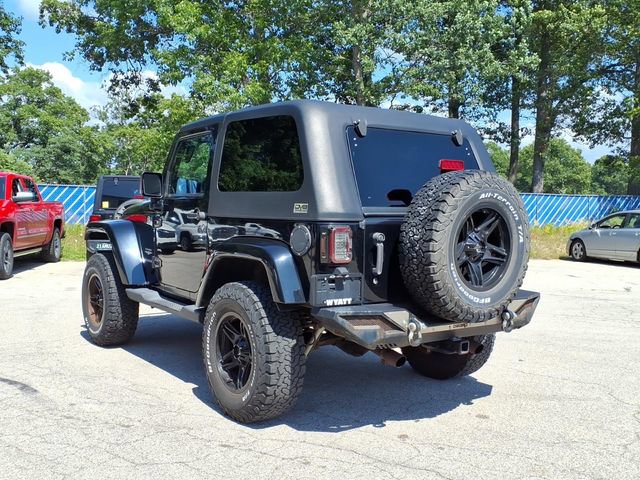 Used 2011 Jeep Wrangler Sahara AWD/4WD image 6