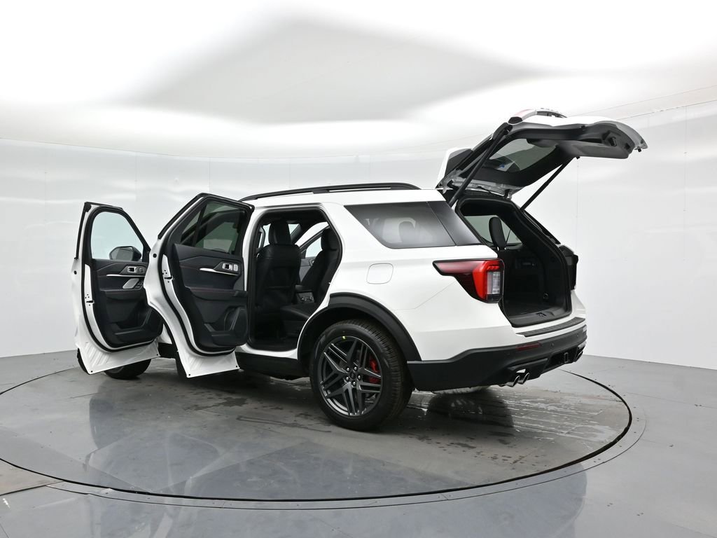 New 2025 Ford Explorer ST w/ Sun And Sound Package image 39
