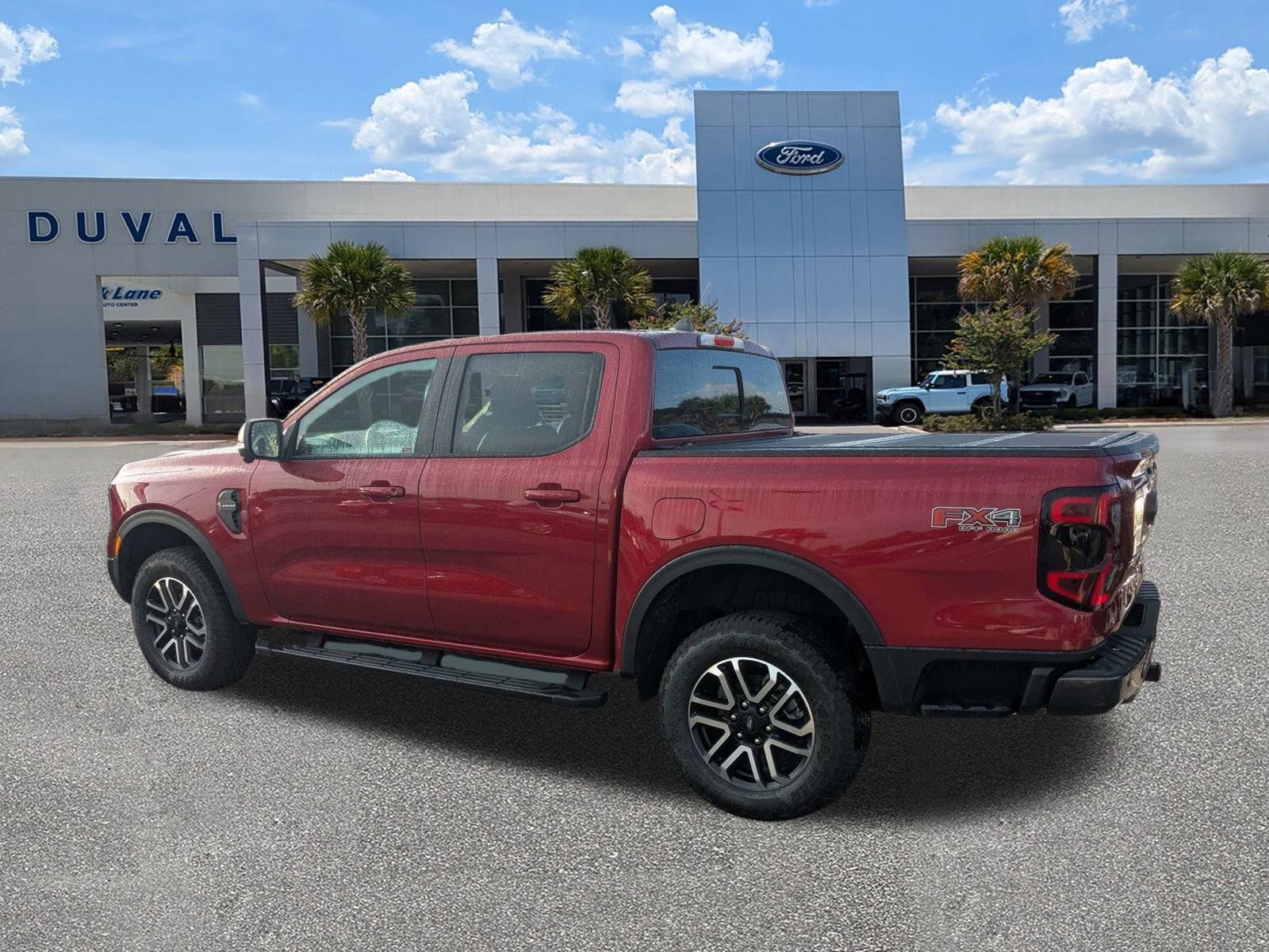 Used 2025 Ford Ranger Lariat w/ FX4 Off-Road Package image 6