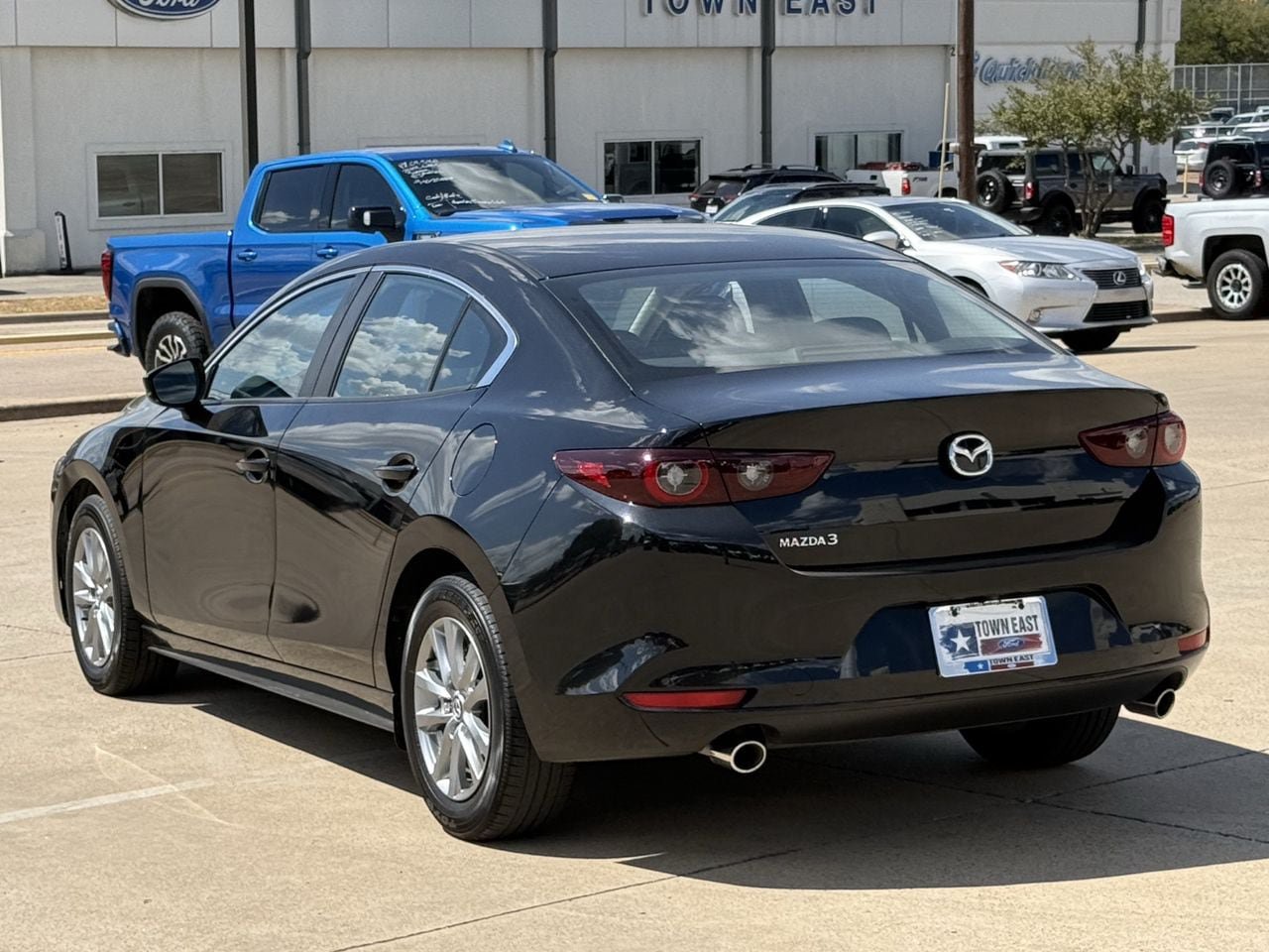 Used 2026 MAZDA MAZDA3 s FWD image 6