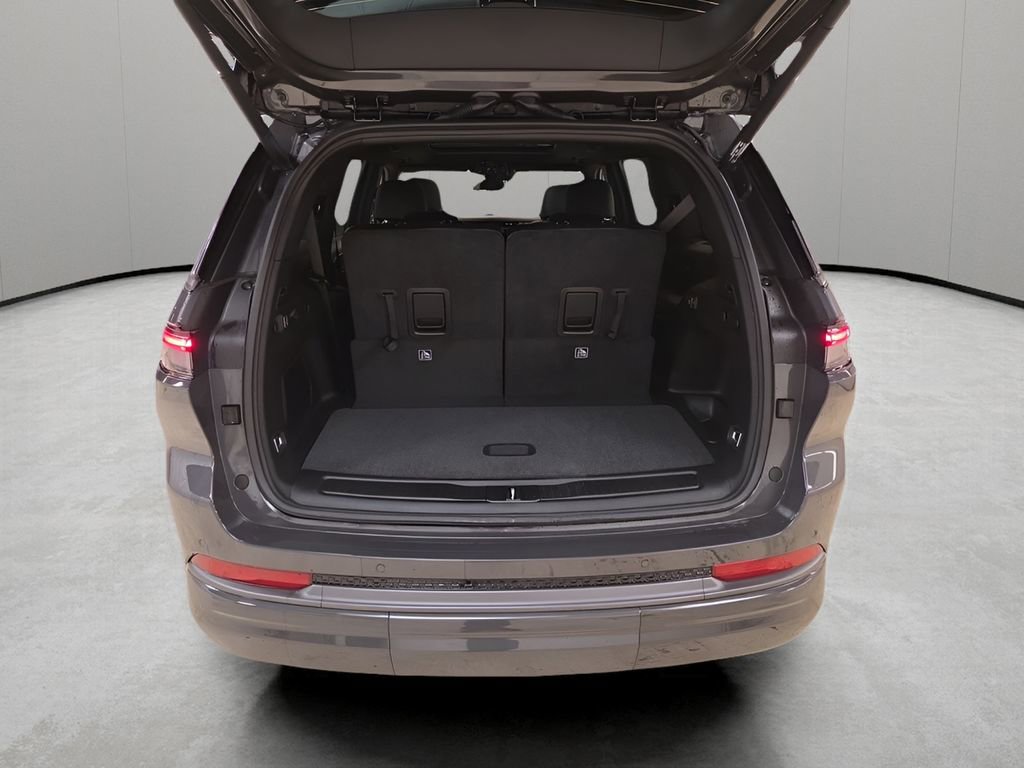 New 2026 Jeep Grand Cherokee L Limited image 22