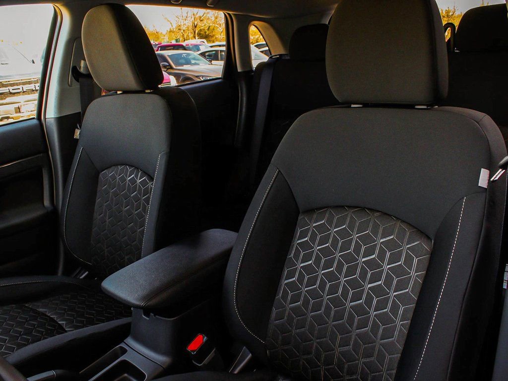 New 2025 Mitsubishi Outlander Sport ES AWD/4WD image 28