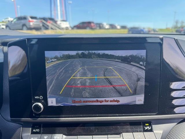 Used 2025 Toyota Camry SE FWD image 21