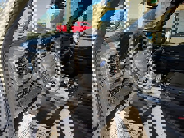 New 2025 Ford F150 Lariat w/ Equipment Group 501A Mid image 13