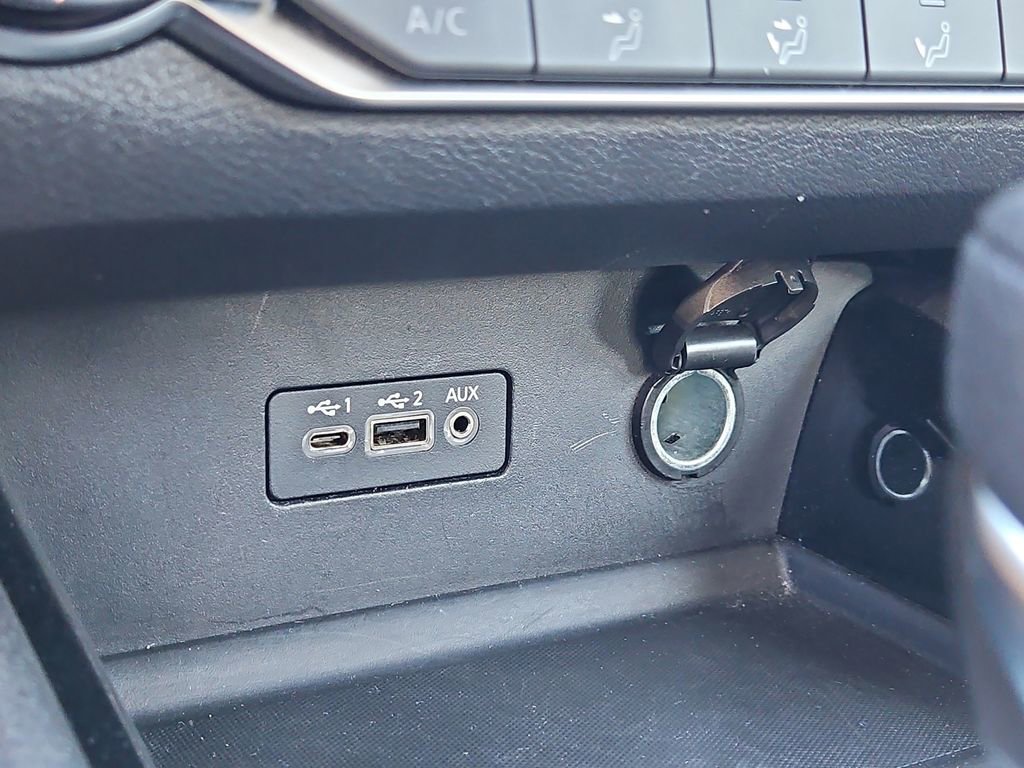 Used 2024 Nissan Altima 2.5 SV image 26